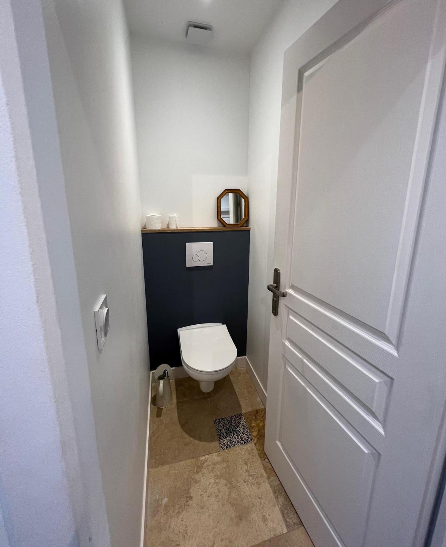 Le Logis Des Templiers Vieux Port Apartment ลาโรแชล ภายนอก รูปภาพ